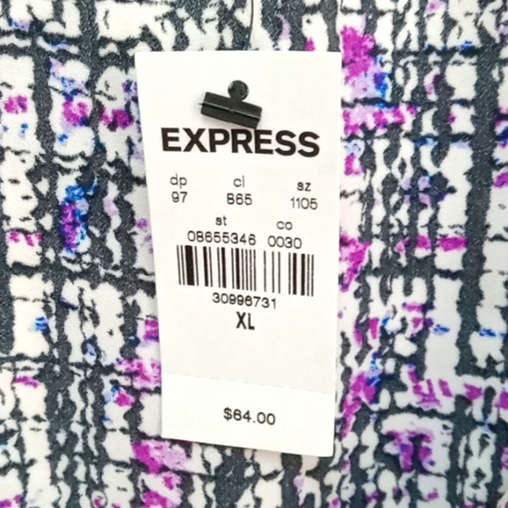 *Final Price* NWT Express Abstract Print Twist Front Tiered Ruffle Top - Picture 5 of 7
